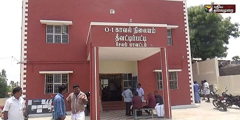 காதல் திருமணம் செய்ததால் மகளை காரில் கடத்திய தாய்