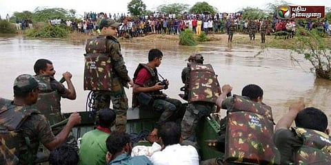 குஜராத் வெள்ளத்தில் சிக்கிய 200 பேர் மீட்பு, 6000 பேர் இடமாற்றம்