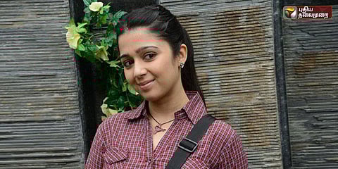 பெண் அதிகாரிகளே விசாரணை நடத்த வேண்டும்: நடிகை சார்மி நீதிமன்றத்தில் வழக்கு