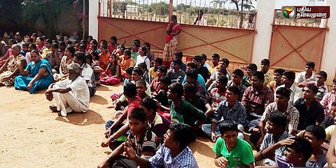 பாலியல் புகாரால் காதுகேளாதோர் பள்ளி உரிமம் ரத்து: மாற்றுப்பள்ளியில் மாணவர்களை சேர்க்க உத்தரவு