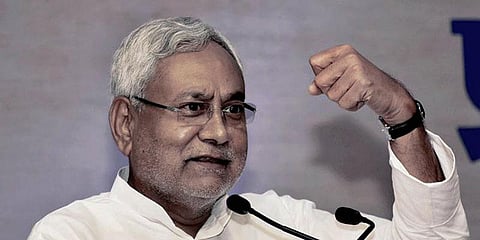 பீகார் மக்களுக்கு துரோகம் செய்துவிட்டார் நிதிஷ்: ராகுல் குற்றச்சாட்டு