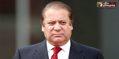 நவாஸ் ஷெரீப்பிடமிருந்து பிரதமர் பதவி பறிப்பு - பாக். உச்சநீதிமன்றம் அதிரடி