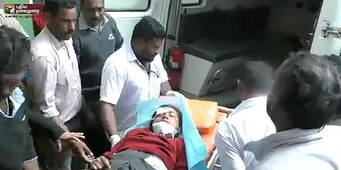 100 அடி பள்ளத்தில் கார் கவிழ்ந்து விபத்து: பள்ளி மாணவர்கள் படுகாயம்