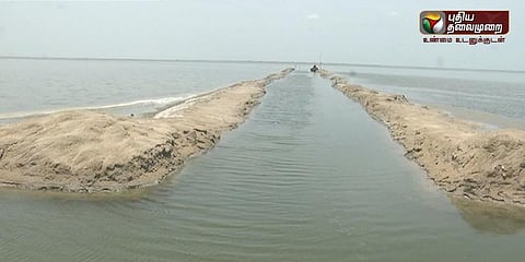 பழவேற்காடு ஏரியில் மீன் பிடிப்பதில் பிரச்னை: ஆந்திர மீனவர்கள் எல்லை தாண்டுவதாக புகார்