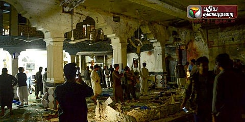 மசூதி மீது தற்கொலைப்படை தாக்குதல் - 30 பேர் பலி!