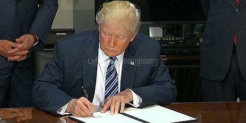 ரஷ்யா மீது பொருளாதாரத் தடை: கையெழுத்திட்டார் ட்ரம்ப்