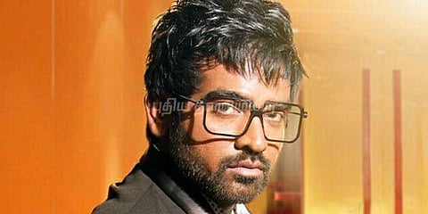 ரூ.1 கோடிக்கு கார் வாங்கிய மிஸ்டர் சிம்பிள் விஜய்சேதுபதி!