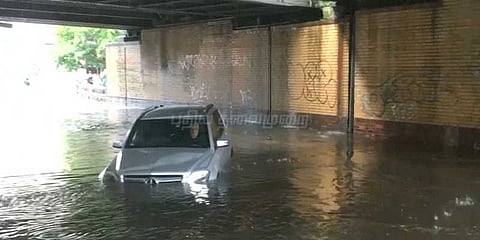 மழைநீரில் மிதக்கும் ஜெர்மனி தலைநகரம்