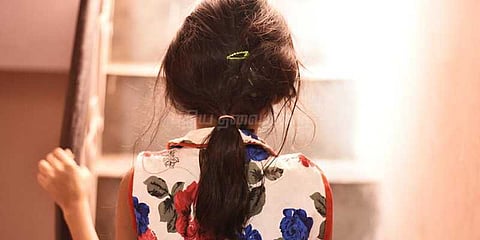 கூந்தல் நறுக் விவகாரம்: சிக்கினர் ’சேட்டை’க்கார சிறுவர்கள்!