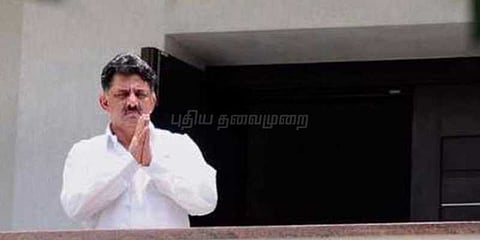 கர்நாடக அமைச்சர் வீடுகளில் 4ஆவது நாளாக தொடரும் சோதனை