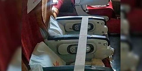 சீட் பெல்ட்டில் டேக் நம்பர் இல்லை: ’ஏர் இந்தியா’வை நிறுத்திய அமெரிக்கா