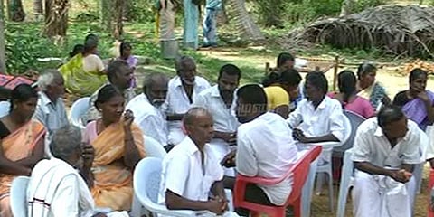 மகள் காதல் திருமணம்: மனமுடைந்த பெற்றோர் இரண்டு குழந்தைகளுடன் தற்கொலை