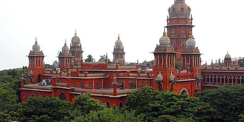 அமைச்சர்களின் விவரங்கள் நீக்கப்பட்டது ஏன்?: உயர்நீதிமன்றம் கேள்வி