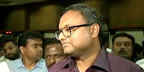 வெளிநாடு தப்பாமல் தடுக்கவே கார்த்தி சிதம்பரத்திற்கு நோட்டீஸ்: உள்துறை அமைச்சகம்