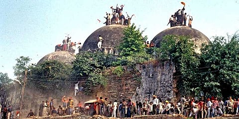 பாபர் மசூதி வழக்கு: வேறு இடத்தில் மசூதி கட்டிக்கொள்கிறோம் என்கிறது ஷியா அமைப்பு