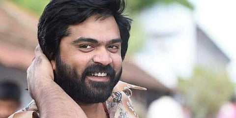 சிம்பு படத்தில் பணியாற்ற விருப்பமா? உங்களைத்தான் தேடுகிறார்..!