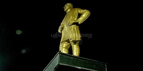 பொது இடத்தில் சிவாஜி சிலையை வையுங்கள்: நடிகர் சங்க செயற்குழுவில் தீர்மானம்