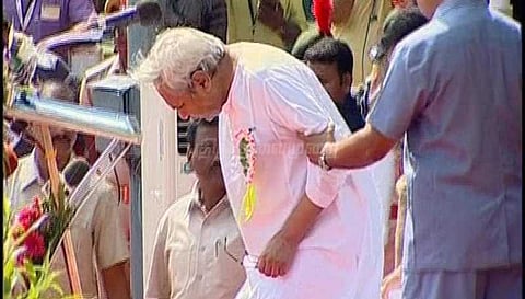 கொடியேற்ற விழாவில் ஒடிசா முதல்வருக்கு திடீர் உடல் நலக்குறைவு