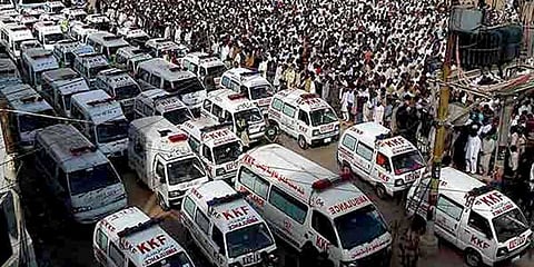 நேபாளத்துக்கு பேருந்துகள், புத்தகங்கள் நன்கொடை - மத்திய அரசு உதவி