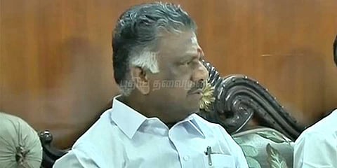 தமிழக அரசுக்கு எதிரான ஓபிஎஸ் அணி போராட்டம் தள்ளிவைப்பு