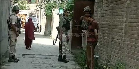 பயங்கரவாதிகளுக்கு நிதியுதவி: காஷ்மீரில் 12 இடங்களில் என்ஐஏ சோதனை