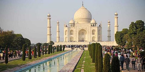 தாஜ்மஹாலை அழிக்க நினைக்கிறீர்களா? - மத்திய அரசுக்கு உச்சநீதிமன்றம் கேள்வி
