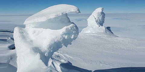 அண்டார்டிகா பனிப்பாறைகளுக்கு கீழே 91 புதிய எரிமலைகள்: ஆய்வு தகவல்