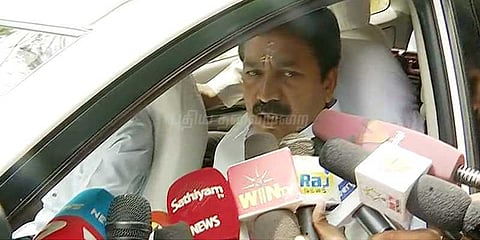 போயஸ் இல்லம்: வாரிசுகளுக்கு இழப்பீடு வழங்கப்படும் - சி.வி.சண்முகம்