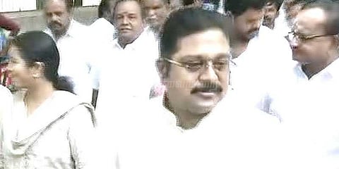 எங்கள் ஆதரவு எம்எல்ஏக்கள் ஸ்லீப்பர் செல்களாக உள்ளனர் - டிடிவி தினகரன்