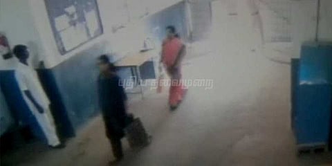 சிறையிலிருந்து வெளியே சென்றார் சசிகலா? புதிய வீடியோ வெளியீடு