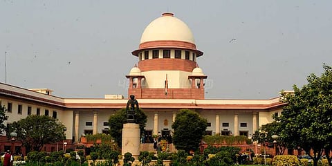 நீட் வழக்கை விசாரிக்கும் உச்சநீதிமன்ற அமர்வில் ஒரு நீதிபதி மாற்றம்