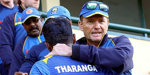 வீரர்களை அடிக்கடி மாற்றினால் எப்படி? இலங்கை பயிற்சியாளர் டென்ஷன்!