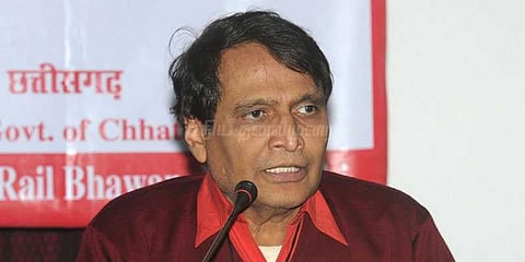 தொடர் விபத்துக்கள்: ரயில்வே அமைச்சர் சுரேஷ்பிரபு ராஜினாமா செய்ய விருப்பம்