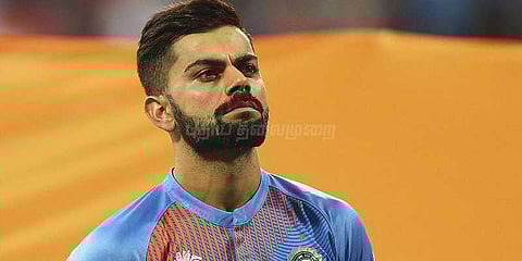 தனஞ்செயாவின் சுழல் வீச்சு: கோலி வியப்பு!