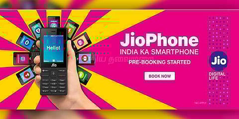 30 லட்சம் முன்பதிவுகளை அள்ளிய ஜியோ