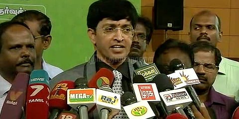 போலி இருப்பிட சான்று உறுதியானால் மாணவர்கள் மீது கடும் நடவடிக்கை: ராதாகிருஷ்ணன்