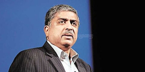 ஆதார் வெற்றிக் கொடி நாட்டும்: நந்தன் நிலகேனி