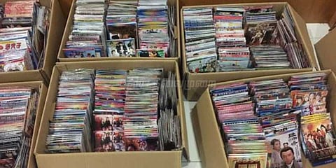 ரூ.1 கோடி மதிப்பிலான விவேகம் உட்பட பல திரைப்பட டிவிடிக்கள் பறிமுதல்