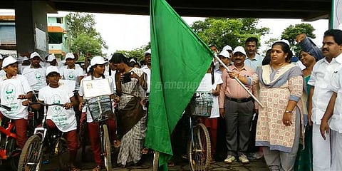 எம்ஜிஆர் நூற்றாண்டு விழா: திருவள்ளூரில் சைக்கிள் பேரணி
