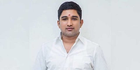 ஜெயா டிவி இருட்டடிப்பு செய்யப்படுகிறது: விவேக் ஜெயராமன்