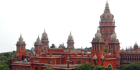 கட்சிகளின் அங்கீகாரத்தை ரத்து செய்யும் அதிகாரம் யாருக்கு?: உயர்நீதிமன்றத்தில் வழக்கு