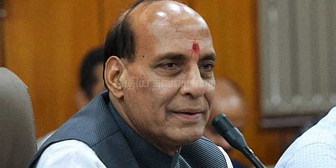 தமிழக அரசை கலைக்க முகாந்திரமில்லை - ராஜ்நாத் சிங்