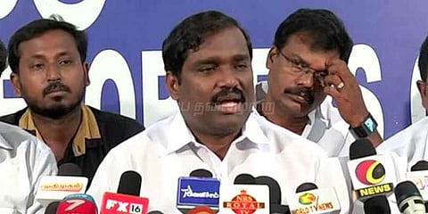 பாஜக அரசின் கைப்பாவையா ஆளுநர் வித்யாசாகர்? சந்தேகம் எழுப்பும் வேல்முருகன்