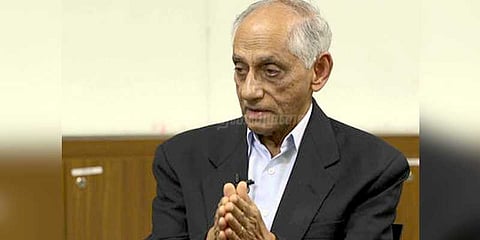 சிங்கப்பூரின் இடைக்கால அதிபராக தமிழர் நியமனம்