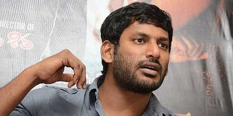 நாம் தேர்ந்தெடுத்தவர்கள் ஆளத் தகுதியற்றவர்கள்: விஷால் ஆவேசம்!