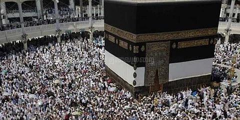 ஹஜ் பயணம்: மெக்காவில் கூடிய 20 லட்சம் இஸ்லாமியர்கள்!