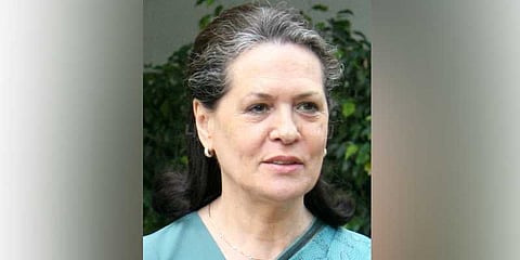 சோனியா காந்தி மருத்துவமனையில் அனுமதி