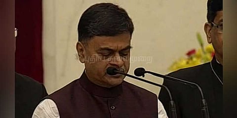 அத்வானியை கைது செய்த அதிகாரிக்கு அமைச்சர் பதவி வழங்கிய மோடி!