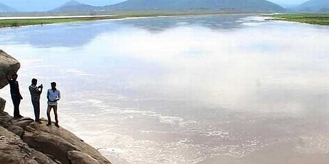 மேட்டூர் அணைக்கு அதிகரிக்கும் நீர்வரத்து - 63 அடியைத் தாண்டியது நீர்மட்டம்