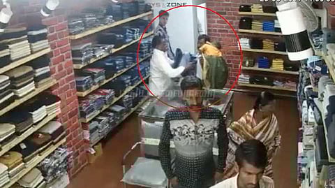 கேமராவில் சிக்கிய திருட்டு கும்பல் - சிசிடிவி காட்சிகளை வெளியிட்ட போலீஸ்